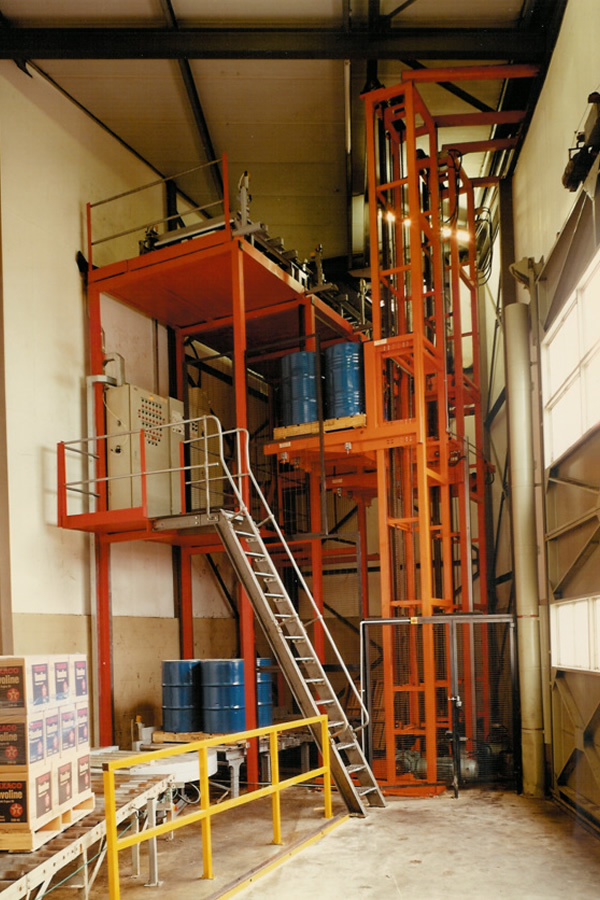 Hebe- und Aufzugseinheiten Lifting Elevator Units